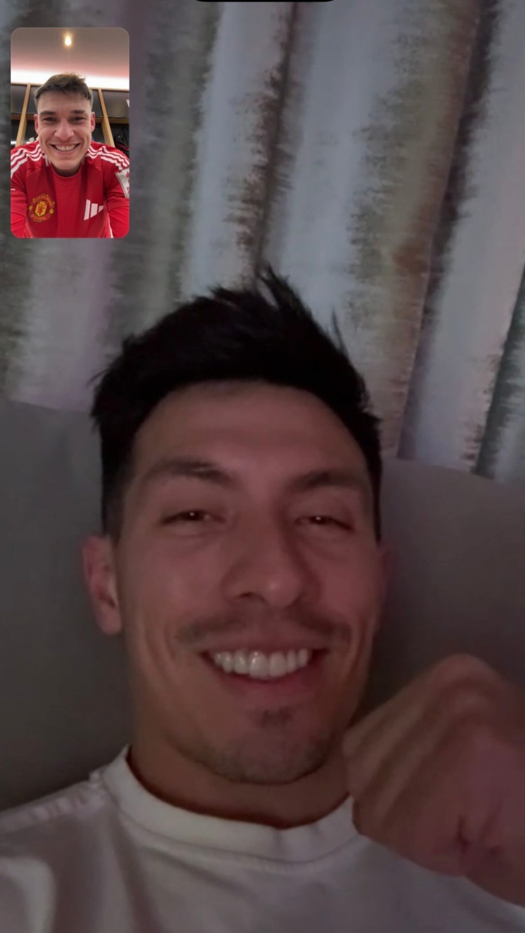 勝利獻給你！烏加特賽后視頻連線重傷的利桑德羅，一起慶祝晉級