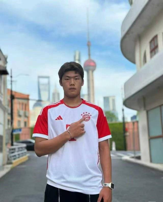  記者：郭嘉璇哥哥稱北京足協已解決轉運問題，大使館回應持續幫助