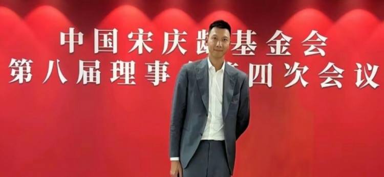 時隔5個月首次公開露面!大河報:易建聯(lián)關(guān)聯(lián)公司成被執(zhí)行人