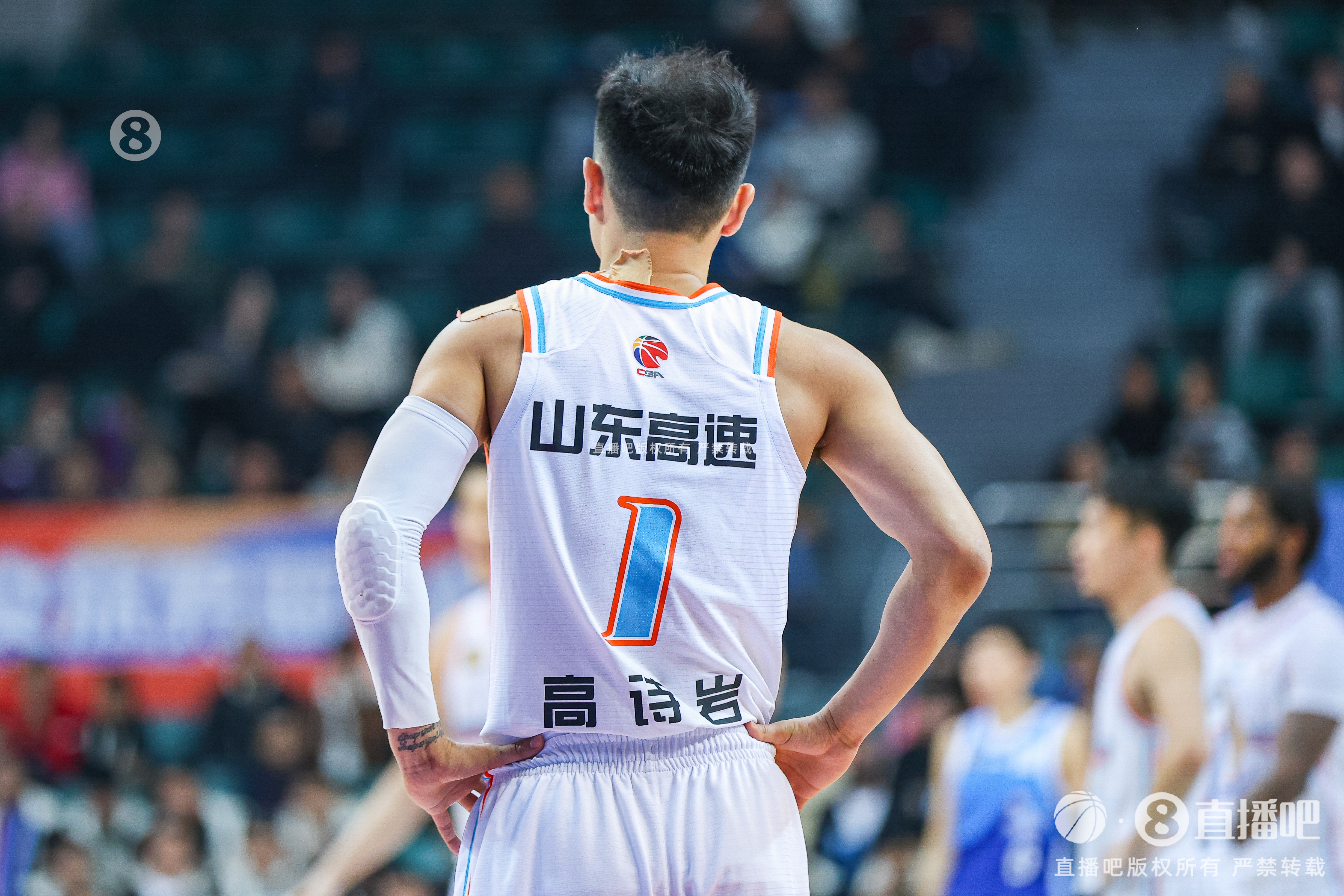  慢熱！首節山東落后四川1分 全隊首發5人單節合計僅拿到3分